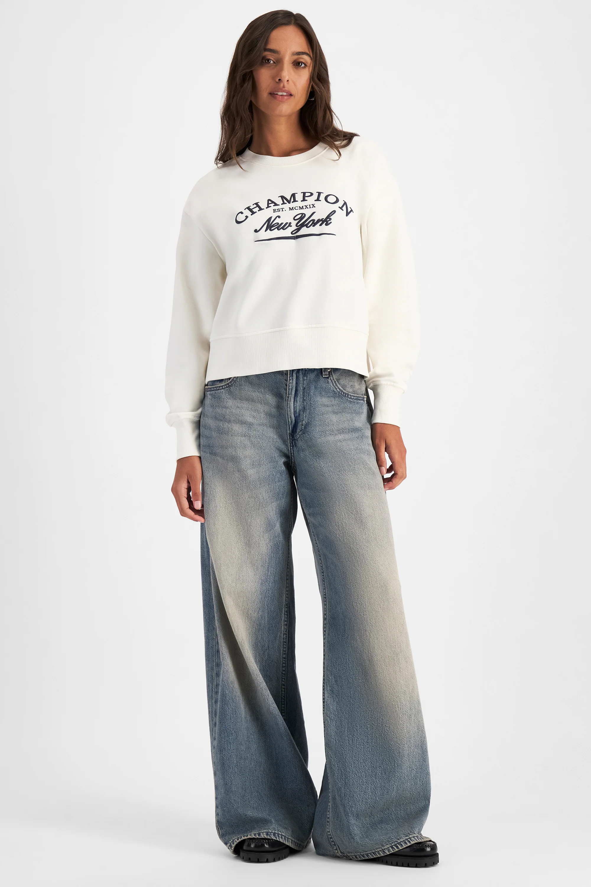 Champion Graphic Crew - Image 5